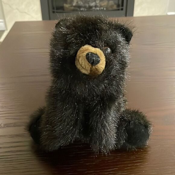 Vintage Folktails Adorable Black Bear Hand Puppet in Excellent Condition 9” long - Picture 1 of 8